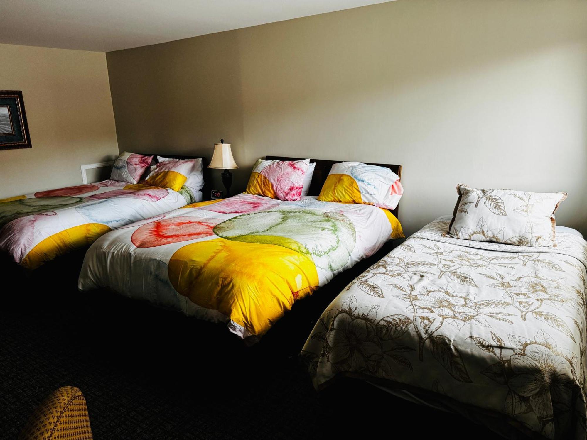 Fundy Line Motel Miramichi Buitenkant foto